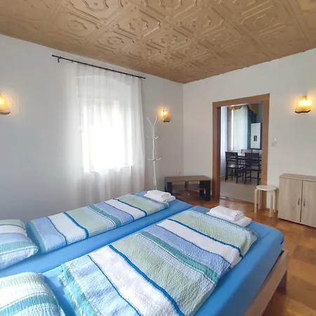 Apartment Haus Grimberg 1-fewo&2-fewo Bad Elster